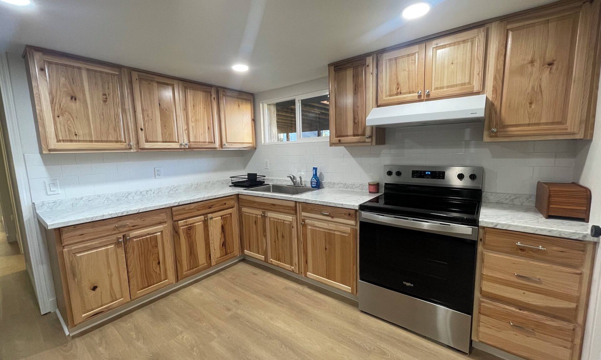 Brighton House | The Nest - Duplex Bottom Unit w/Full Kitchen and Laundry