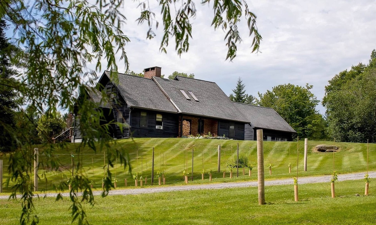 Moscow House | The Ranch