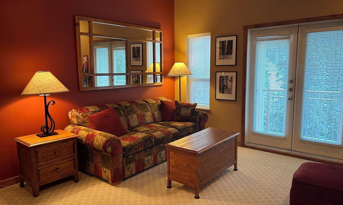 Silver Star Mountain Apartment | Top-floor cozy studio with mountain views, private deck, close to trails