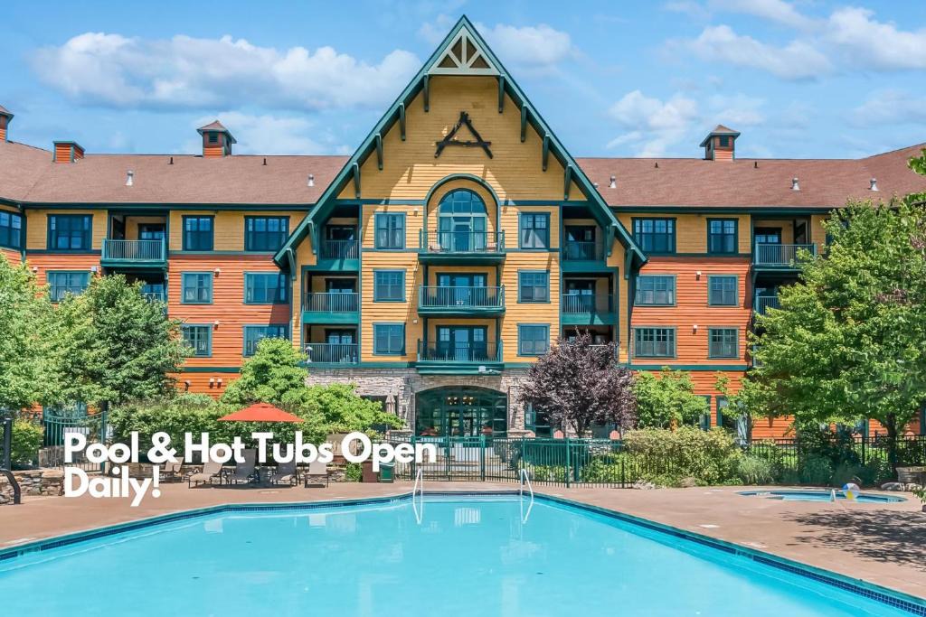 Vernon Apartment | Updated Mountain front Mtn Creek Pool Hot Tub 324