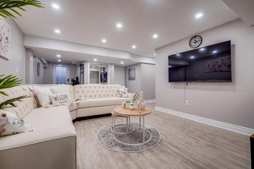 Pickering Apartment | Vacation Suite in Pickering