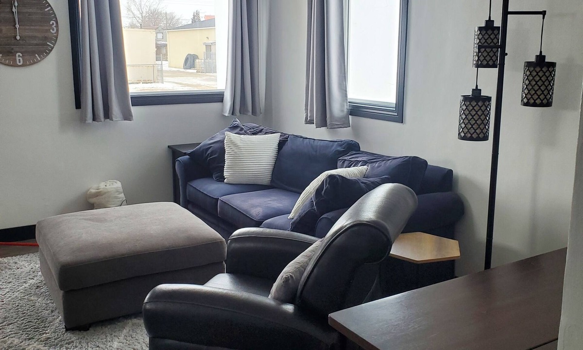 Vulcan House | Vulcan's First VRBO- Comfy 1952 Bungalow