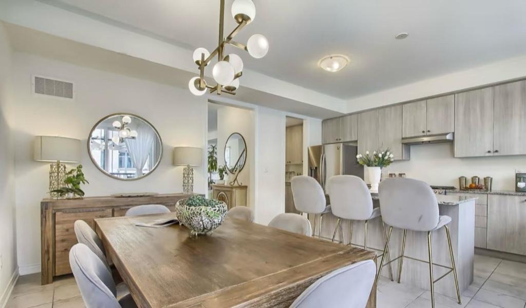 East York Villa | XTO Hotel