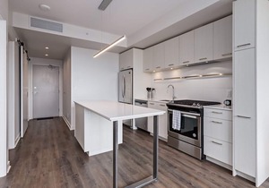 Corporate Stays -Modern 1BR Apartment with Premium Comfort and Upscale Amenities