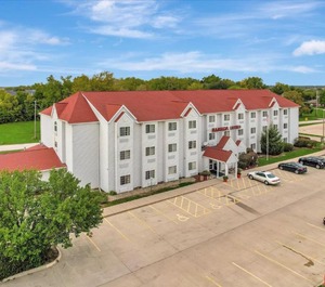 Ramada Limited Bloomington 