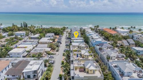 North Beach Apartment | #2 - Beachside Studio Steps to Hollywood Beach