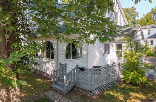 Antigonish Apartment | 2 Bedroom Flat Across From The Hospital