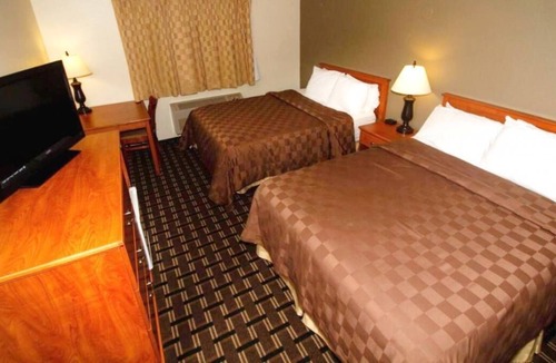 Kellogg House | 2 x 2 Double Beds Accommodations at FairBridge Inn & Suites Kellogg