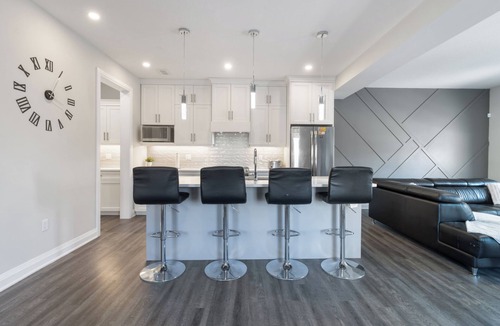 Guelph House | 2000 Sq Ft. Modern Corner Lot Townhome W. Large Deck & Oversized Backyard