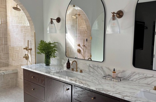 Three Oaks House | 2027 dates avaliable Luxe Farmhouse · Heated Pool · Private Lake · Camp Loft