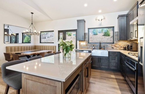 Burnsville House | 22-Acre Riverfront Estate: Beach, Hot Tub, Pets