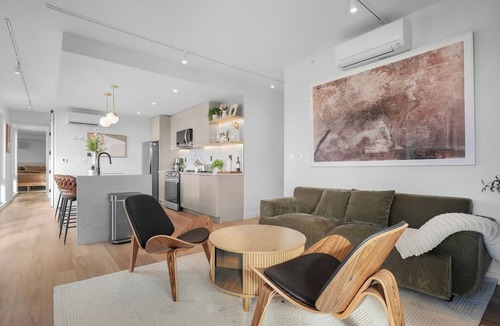 Greenpoint Apartment | 3 bed/3 bath with wraparound terrace near Wburg