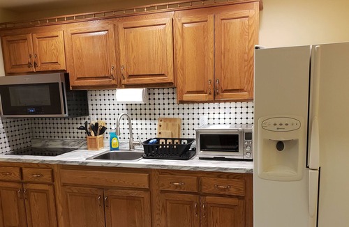 Hunter Apartment | 3 Bedrooms within walking distance of Hunter Mtn