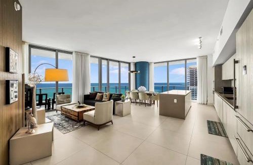 Hollywood South Central Beach Apartment | 39th Floor Oceanfront Penthouse Hollywood Beach Resort Pool Stunning Views