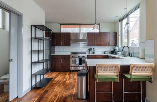 Genesee House | 3BR|Skyline View Rooftop&Yard|WS Junction|SophariA