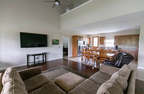 Normandy House | 4 BR House on Working Ranch with Lake and River #4