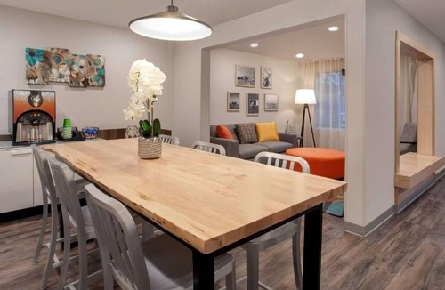 Greenbelt House | 4 Comfortable Units w/Cooking Space Minutes from Maryland Landmarks