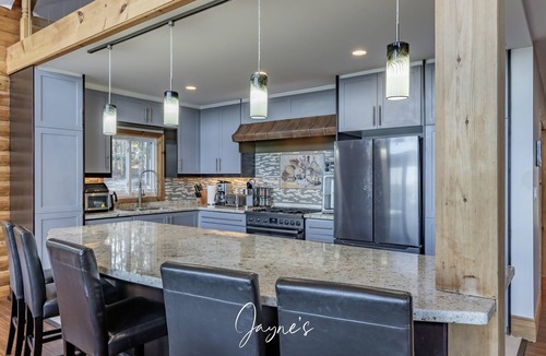 Gravenhurst Cottage | 5+bed 4 bath on Lake Muskoka