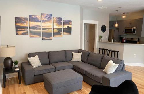 St. Joseph Historic Neighborhood House | 6BR Downtown Side-by-Side Townhomes 2 Garages