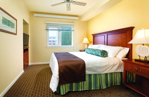 Long Beach Resort | A short walk into the city of Long Beach!