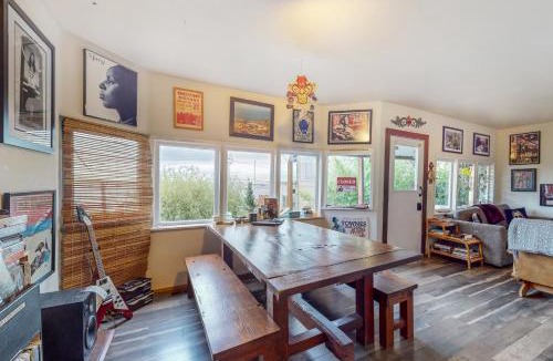 Alki House | Alki Oasis