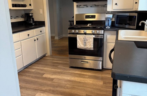 Ames House | Ames Stadium Stroll - Spacious 3 Bed/2 Bath Home