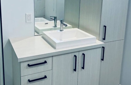 Saint-Mathieu Apartment | Appartement Complet sur la Rive-sud de Montréal