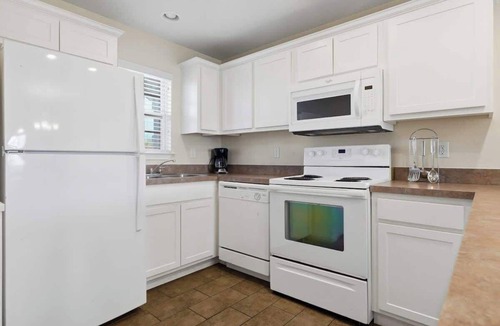 Clarkesville Apartment | Apple Mountain Resort | 2BR Scenic Escape