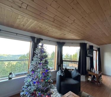 Salt Spring Island Bed & Breakfast | Armand Heights