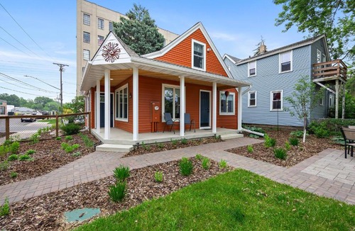 Bottineau House | Arts District Abode