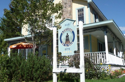 Sainte-Adele Bed & Breakfast | Auberge de la Gare