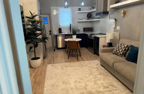 Baldwin Apartment | Baldwin's Bijou Studio apartment in Baldwin with Queen bed, AC, WiFi