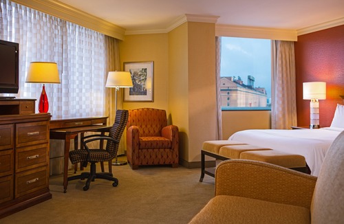 Downtown West Hotel | Baltimore Marriott Inner Harbor at Camden Yards