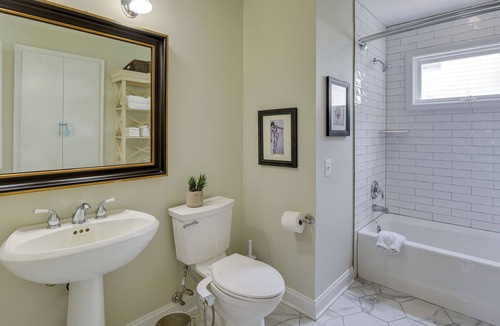 Annapolis House | Bayfront Annapolis Home with Private Boat Dock!
