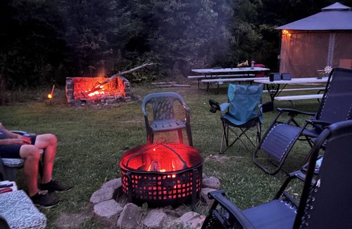 Geneva Cabin | BB Hideaway
