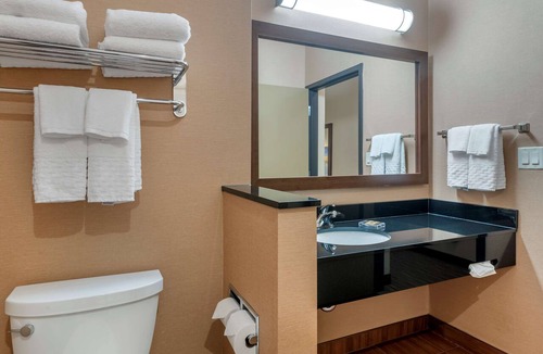 Bathurst Hotel | Best Western Plus Bathurst Hotel & Suites