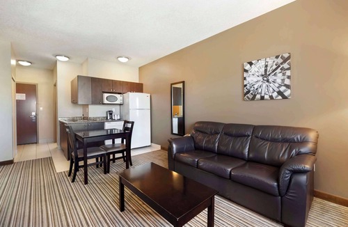 Peace River Hotel | Best Western Plus Peace River Hotel & Suites