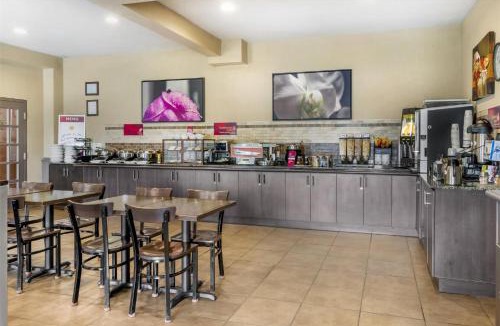 Saint John Hotel | BEST WESTERN PLUS Saint John Hotel & Suites