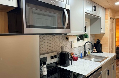 Galax Apartment | Blue Ridge Haven - Walking Distance to Downtown Galax, VA