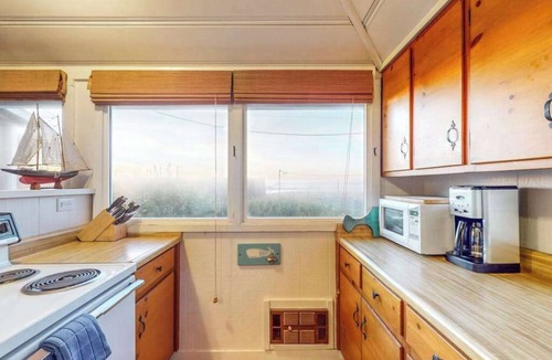 Salmon Creek House | Bodega Bay Bright Beach Cottage with Ocean Views & Fireplace
