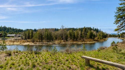 McCall House | BOTHR Steelhead