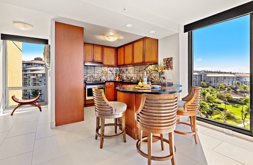 Honokowai Condo | Breathtaking Oceanfront/Beachfront Corner View Luxury on Kaanapali Beach 2B 2B
