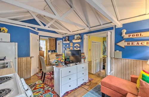 Springs House | Bright and Colorful East Hampton Home with Patio!