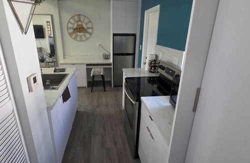 North Miami Apartment | Bright & Chic 1BR + Sofa Bed w/Parking in Serene North Miami Beach