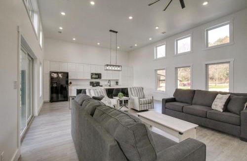 Cotter House | Bright Cotter Vacation Rental w/White River Views