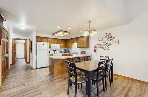 McCall Condo | Bright McCall Condo, Pool, Tennis & Fireplace
