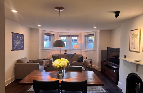 Logan Circle Apartment | Brownstone Logan Studio - 1 mile to White House