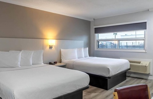 Cornwall Hotel | Canada Continental Hotel