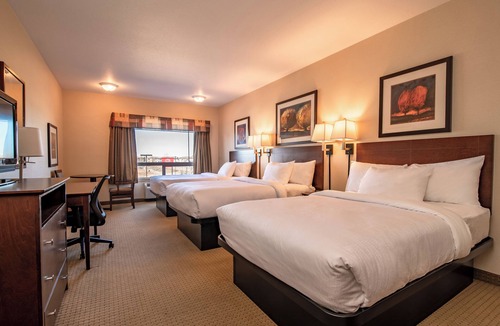 High River Hotel | Canalta Hotel High River