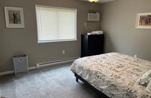 Norwood Apartment | Carter #3 Two bedroom unit near Xavier Downtown